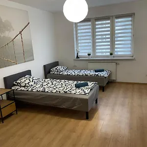 Ken Hostel